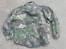 Load image into Gallery viewer, Codet Chamois Realtree Shirt (L)