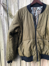 Load image into Gallery viewer, Columbia Trebark Reversible Bomber Jacket (M/L)