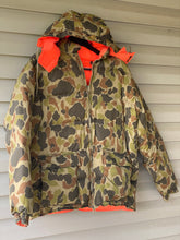Load image into Gallery viewer, Cabela’s Goose Down Jacket (L)