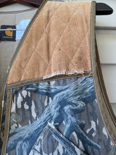 Load image into Gallery viewer, Carhartt Mossy Oak Vest (XL)