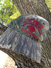 Load image into Gallery viewer, Arkansas Razorbacks Realtree Snapback