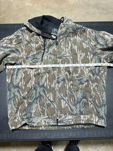 Load image into Gallery viewer, Wolf Mtn. Mossy Oak Treestand Activewear Jacket (L)🇺🇸