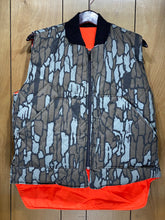 Load image into Gallery viewer, Carhartt Trebark Reversible Quilted Vest (L)🇺🇸