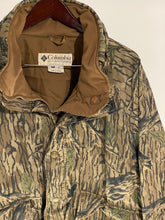 Load image into Gallery viewer, Columbia 3-in-1 Mossy Oak Jacket (XL)