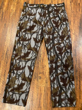 Load image into Gallery viewer, Cabela’s Pants (XL)