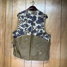 Load image into Gallery viewer, Game Winner Field Vest (L)