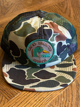 Load image into Gallery viewer, 1982 Georgia Ducks Unlimited Snapback
