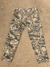 Load image into Gallery viewer, Mathews Lost Camo Pants (33x30)