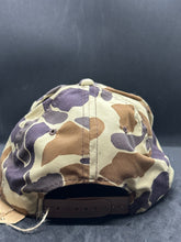 Load image into Gallery viewer, Duck Guides, Inc. Old School Snapback