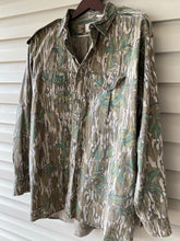 Load image into Gallery viewer, Mossy Oak Greenleaf Shirt (XXL)
