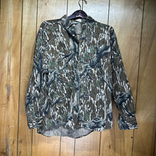 Load image into Gallery viewer, Carhartt Mossy Oak Treestand Shirt (XL)🇺🇸