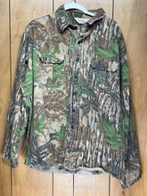 Load image into Gallery viewer, Walls Realtree Shirt (XXL)🇺🇸