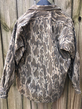 Load image into Gallery viewer, Remington Bottomland Shirt (L)