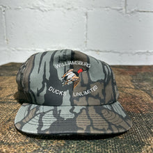 Load image into Gallery viewer, Williamsburg Ducks Unlimited Snapback🇺🇸