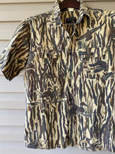 Load image into Gallery viewer, Rattlers Ducks Unlimited Shirt (L)