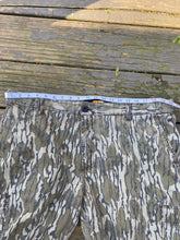 Load image into Gallery viewer, Pursuit Gear Mossy Oak Pants (XL-40x31)