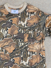Load image into Gallery viewer, Mossy Oak Fall Foliage Shirt (M)