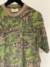 Load image into Gallery viewer, Mossy Oak Full Foliage Pocket Shirt (L)