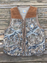 Load image into Gallery viewer, Carhartt Mossy Oak Treestand Vest (L)🇺🇸