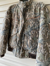 Load image into Gallery viewer, Rut Daniels Style Mossy Oak Jacket (L/XL)