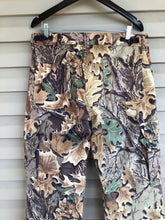 Load image into Gallery viewer, Realtree Advantage Pants (34x32)