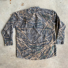 Load image into Gallery viewer, Mossy Oak Shadow Grass Shirt (L/XL)🇺🇸