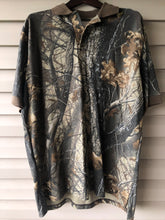 Load image into Gallery viewer, Wall’s Realtree 20/200 Polo (XL)