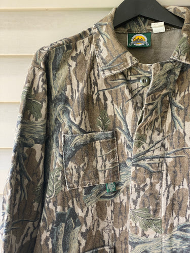 Cabela’s Mossy Oak 3-Pocket Chamois Jacket (XL)