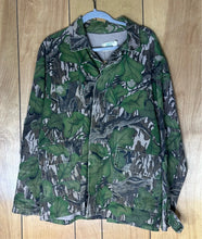 Load image into Gallery viewer, Mossy Oak Full Foliage 3-Pocket Jacket (L)🇺🇸