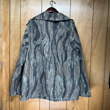 Load image into Gallery viewer, 80’s Bass Pro Shops Tigerstripe Camo 4-Pocket Jacket (XL)🇺🇸