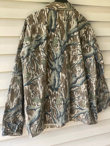 Cabela’s Mossy Oak 3-Pocket Chamois Jacket (XL)