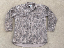 Load image into Gallery viewer, Mossy Oak Bottomland Chamois Shirt (M/L)🇺🇸