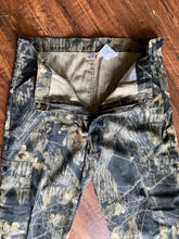 Load image into Gallery viewer, Redhead Mossy Oak Pants (38x33)