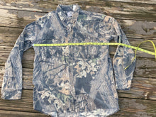 Load image into Gallery viewer, Mossy Oak Breakup Original Shirt (L)🇺🇸