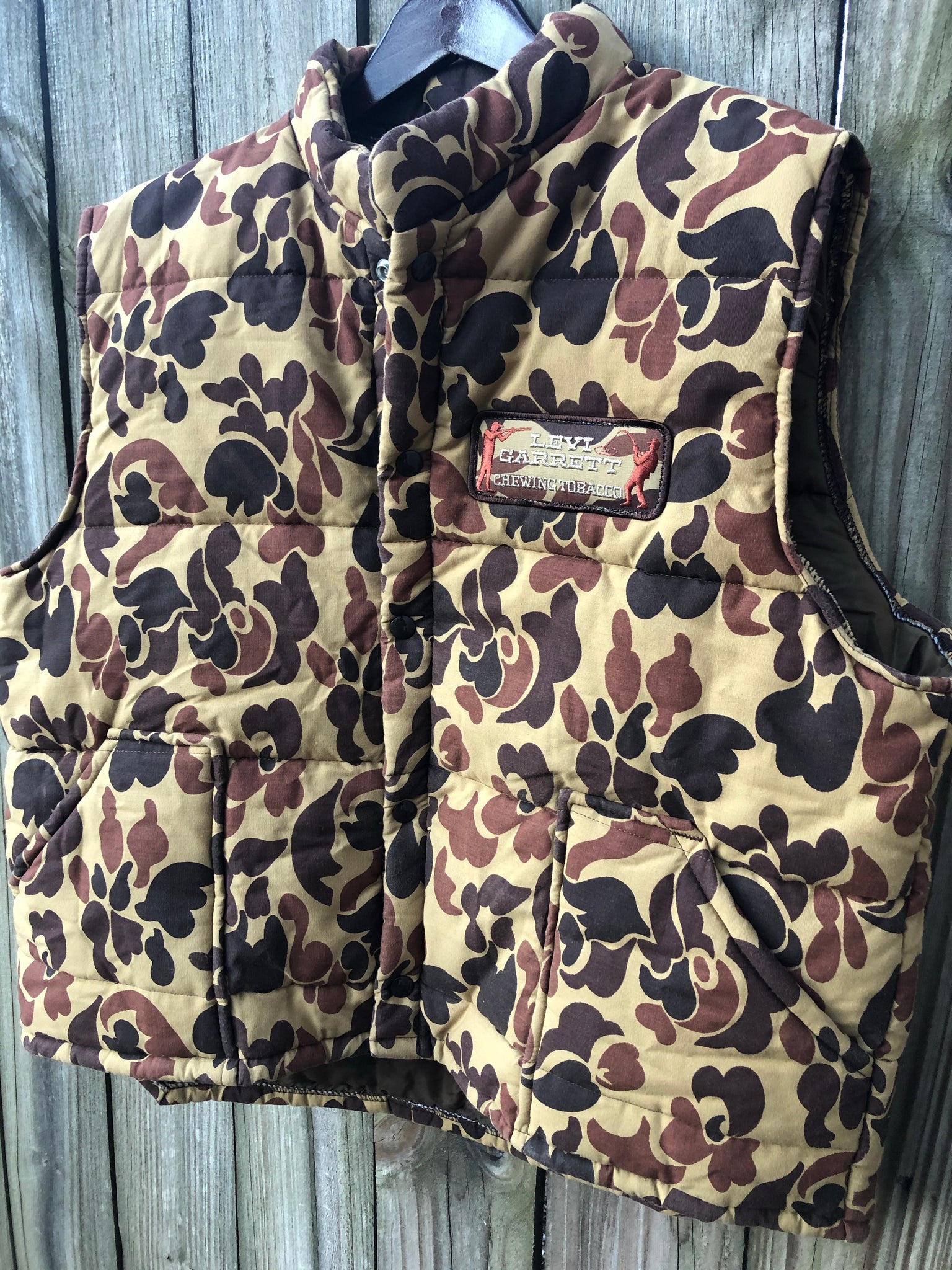 cigarette vest Levi Garrett Chewing Tobacco Vest (XL) – Camoretro cigarette vest Levi Garrett Chewing Tobacco Vest (XL) – Camoretro