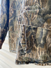 Load image into Gallery viewer, Mossy Oak Treestand Bow Hunter’s Jacket (L)