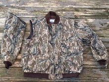 Load image into Gallery viewer, Mossy Oak 2-in-1 Vest Jacket (L/XL)🇺🇸