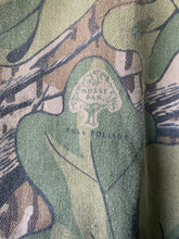 Load image into Gallery viewer, Mossy Oak Full Foliage Shirt (L)