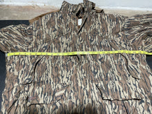 Load image into Gallery viewer, Columbia Mossy Oak Bottomland Parka Jacket Shell (XL)