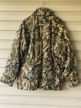 Load image into Gallery viewer, Browning Gore-Tex Mossy Oak Jacket (L)
