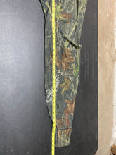 Load image into Gallery viewer, Medalist Mossy Oak Breakup Base Layer (XL)
