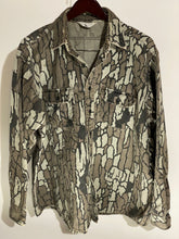 Load image into Gallery viewer, Black Duck Trebark Chamois Shirt (L)