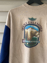 Load image into Gallery viewer, Ducks Unlimited Grizzly Sweatshirt (M) 🇺🇸