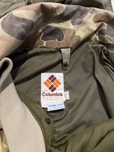 Load image into Gallery viewer, Columbia ‘Old School’ Gore-Tex Jacket and Shell (L)