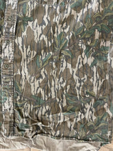 Load image into Gallery viewer, Original Mossy Oak Greenleaf Button Down Shirt (XXL)🇺🇸