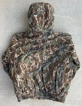 Load image into Gallery viewer, Mossy Oak Treestand Insulated Coat (XL)