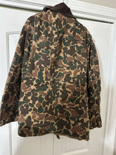 Load image into Gallery viewer, VTG Game Winner Duck Camo Jacket XL