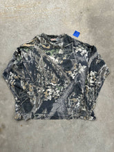 Load image into Gallery viewer, Vintage Mossy Oak Breakup Longsleeve