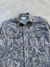 Load image into Gallery viewer, Vintage Mossy Oak Treestand Camo Chamois Button Up