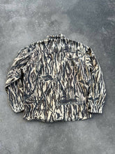 Load image into Gallery viewer, 90’s Vintage Ducks Unlimited Rattlers Brand Chamois Shirt (L/XL) 🇺🇸